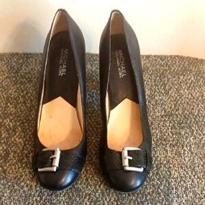 Michael Kors Black  Buckle Front Round Toe Women's Shoes Size 9.5